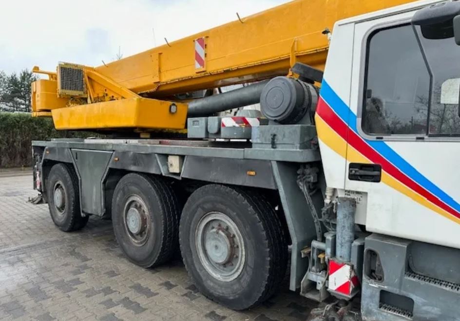 Grove GMK 3050 - MK Cranes